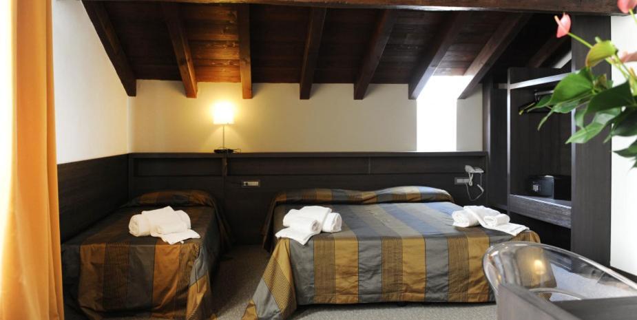 Locanda Sant'Ambrogio Rivalta  Zewnętrze zdjęcie