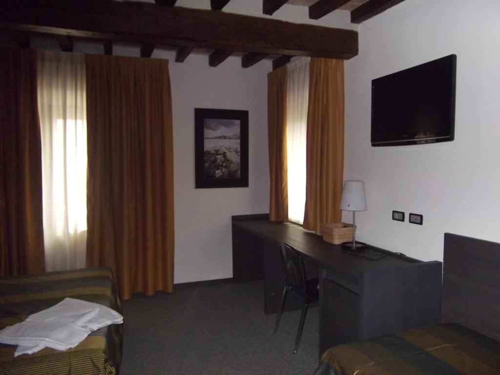 Locanda Sant'Ambrogio Rivalta  Pokój zdjęcie